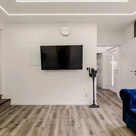 Bollenhutzauber - Modern - Zentral - Parkplatz - Bewertet דירה